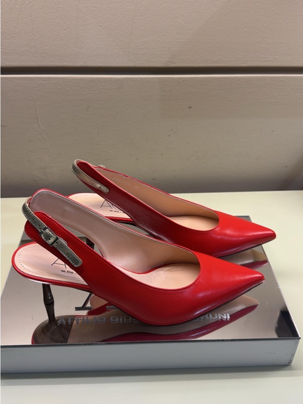 AGL Red Pointed-Toe Slingback Pumps made in Italy Women's Elegant Red Heels